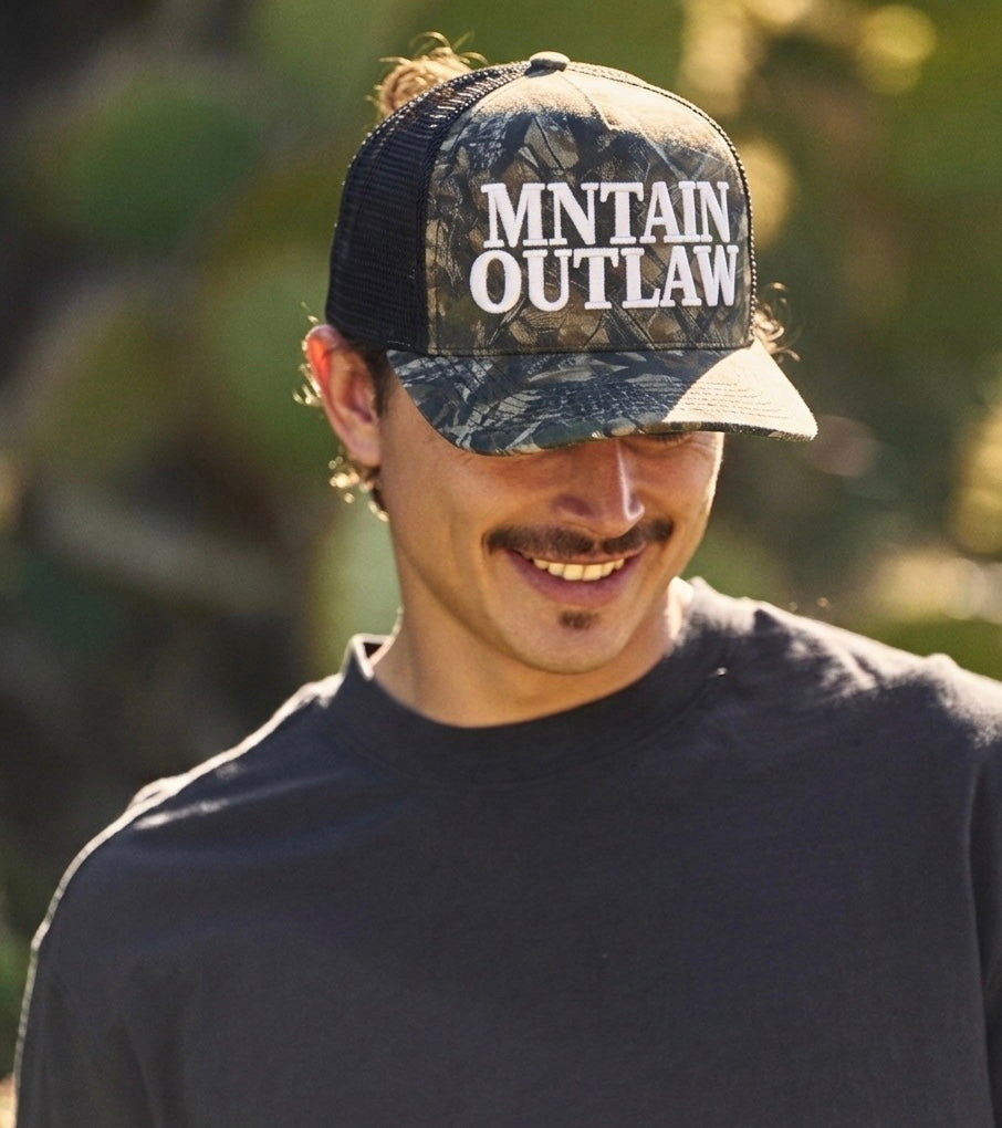 MNTAIN OUTLAW Woodland Camo