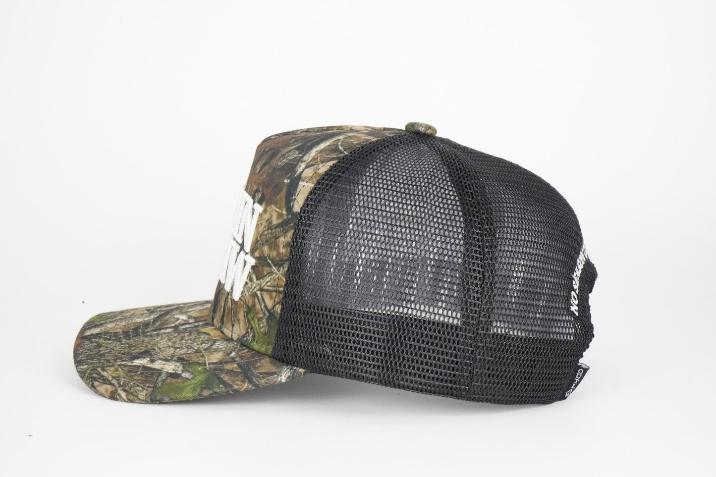 MNTAIN OUTLAW Woodland Camo